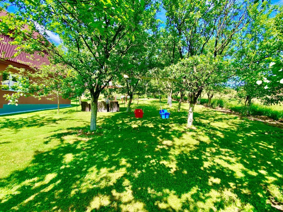 Pensiunea Casa Eden มาริเชล ภายนอก รูปภาพ